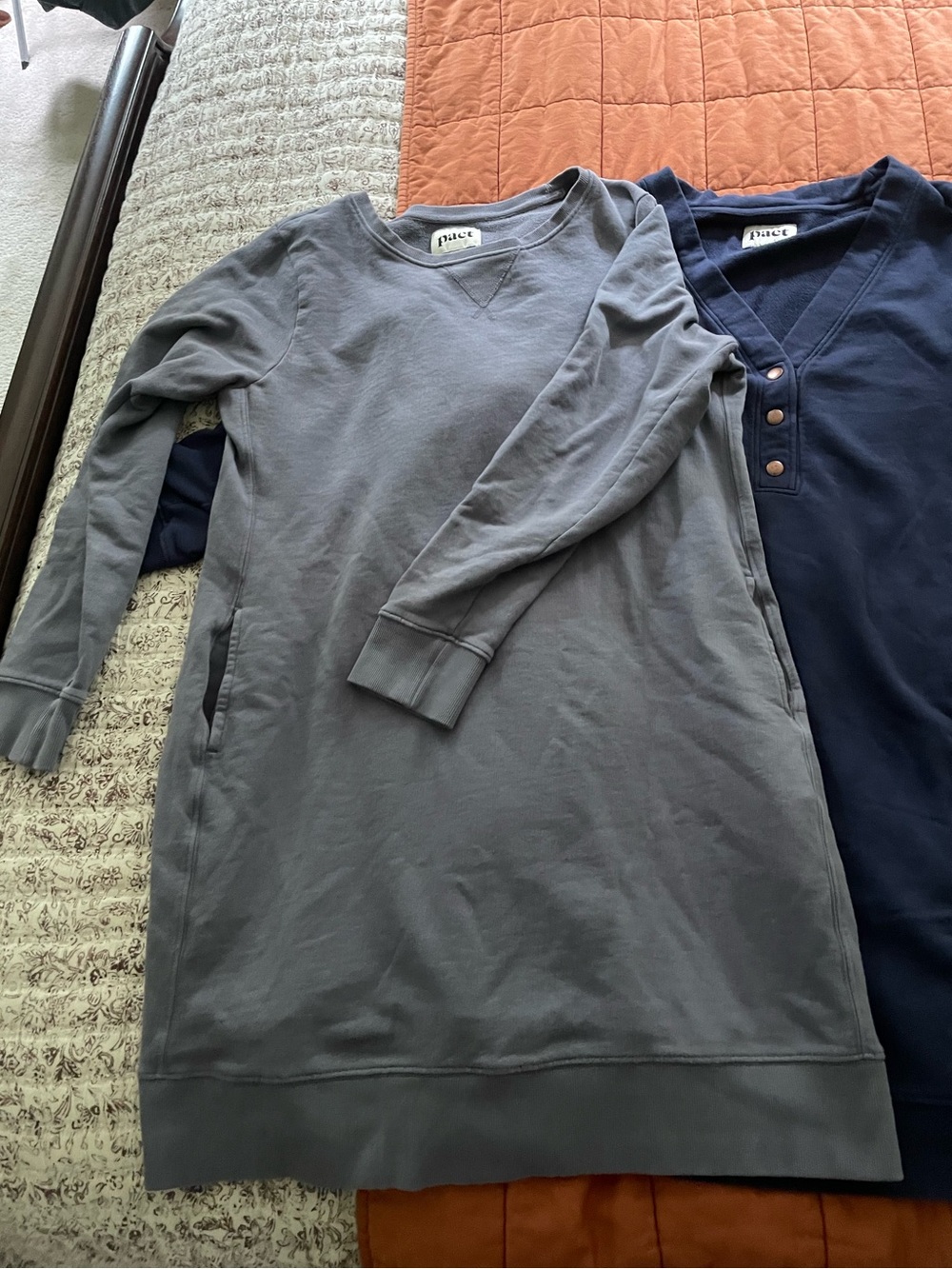 Pact - BUNDLE of 2 Sweatshirt Dresses with Pockets - navy and celestial - XL